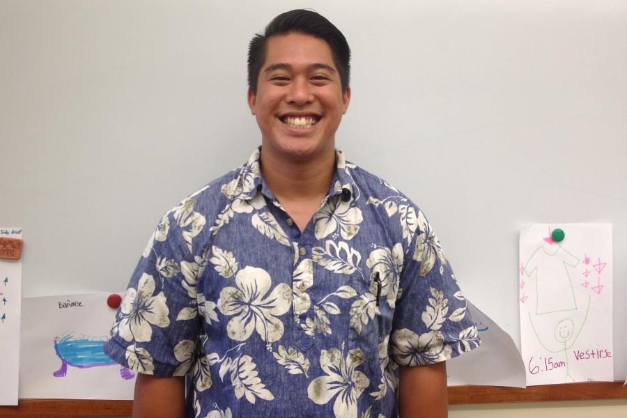 Earl+Higa%2C+Seabury+Hall%27s+new+upper+school+Spanish+teacher%2C+encourages+his+students+to+feel+comfortable+speaking+a+foreign+language+in+his+class.