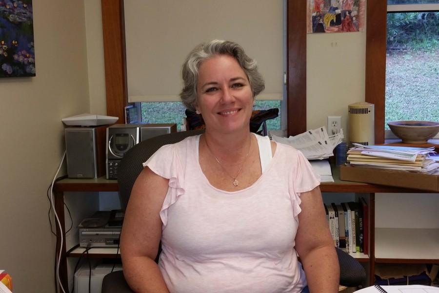Makalani Tyau teaches World History and AP European history in Seabury Hall's upper school.