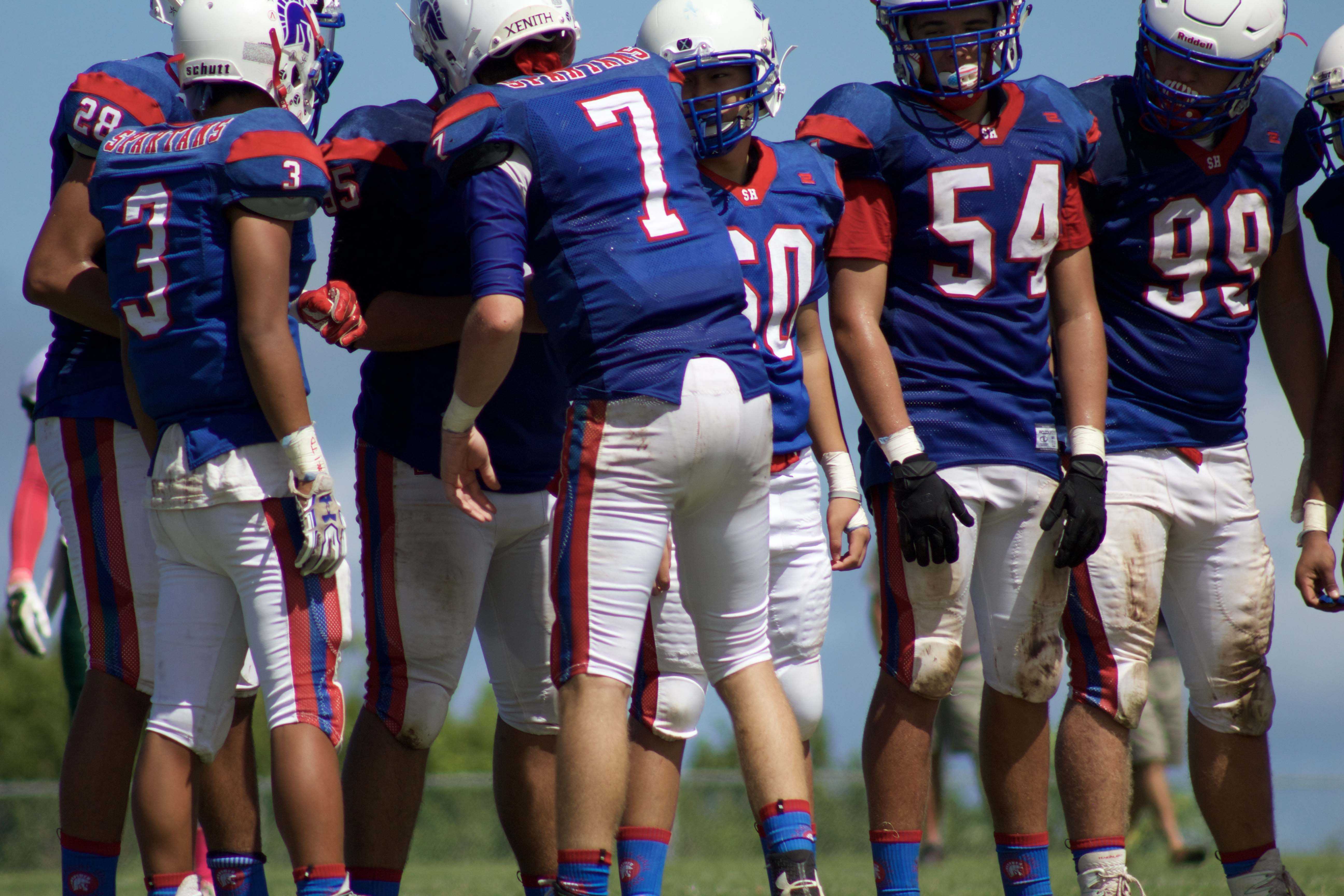 On October 8, the Seabury Spartans faced the Molokai Farmers for their first match-up of the season. Molokai won that game (26-43). The two teams will meet again on Thursday, October 27 for the MIL Division II championship game.